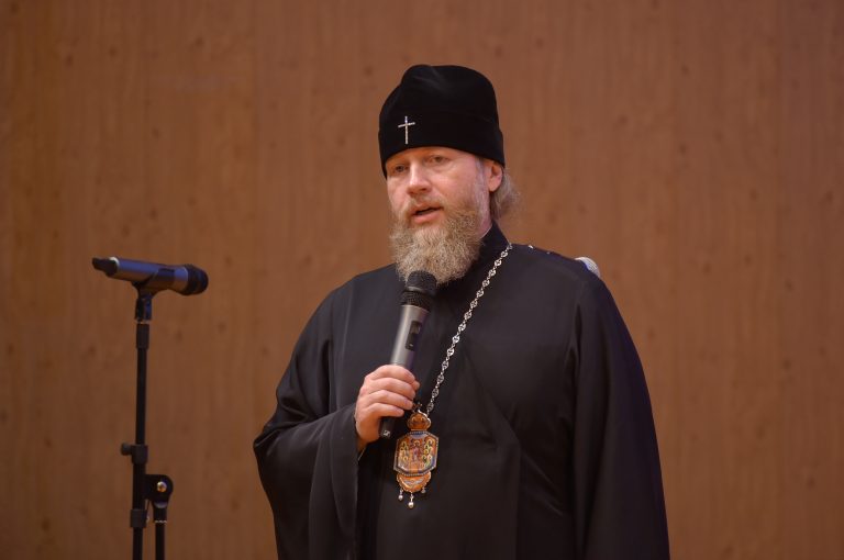  Глава Вологодской митрополии принял участие в благотворительном концерте «Мы вместе»