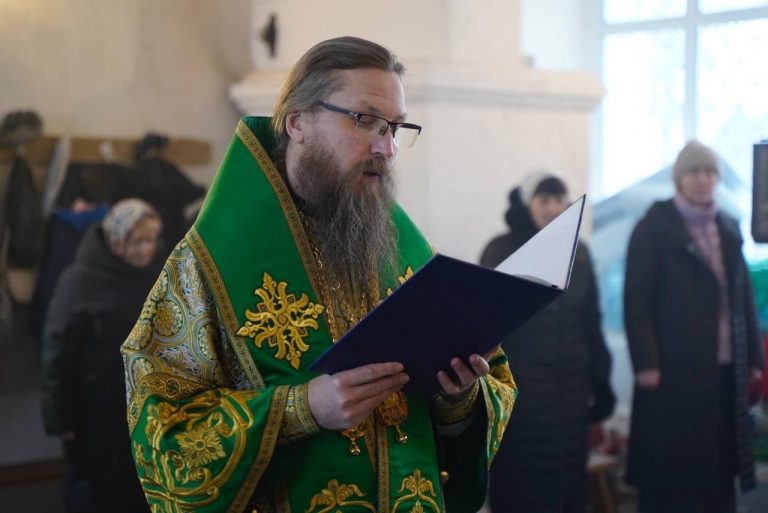 В Череповецкой епархии молитвенно почтили память преподобного Досифея Череповецкого