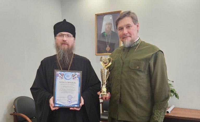 Мэрия Череповца и Череповецкая епархия отмечены Благодарностью оргкомитета Народного движения «Воины веры»