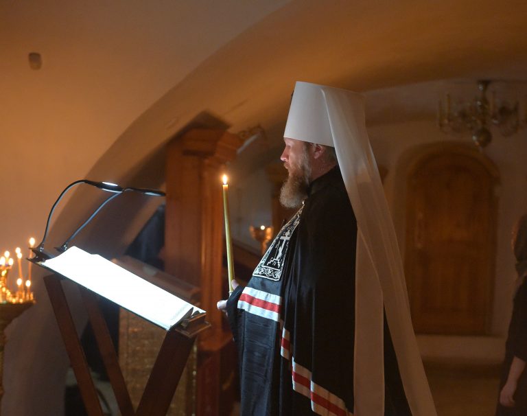 Митрополит Савва завершил чтение покаянного канона Андрея Критского