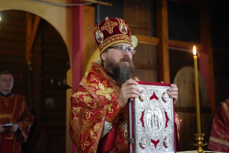 Епископ Игнатий совершил богослужение в Новолеушинской обители
