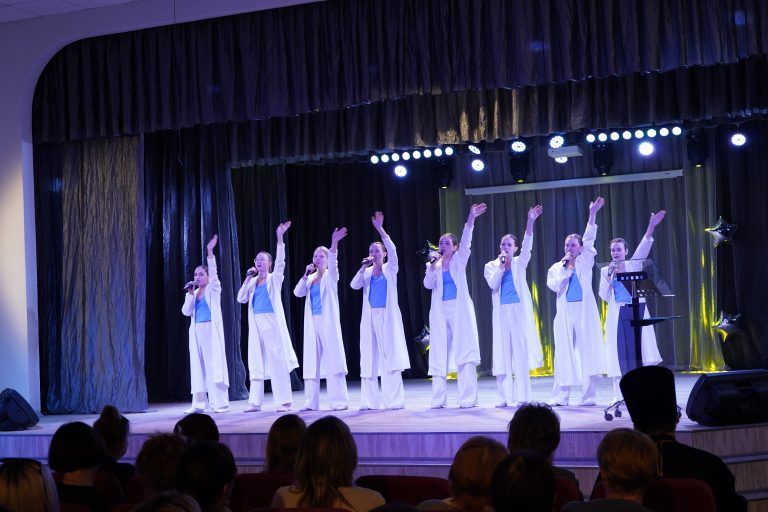 Вокально-хоровой ансамбль «Истоки» принял участие в торжественном открытии X Герасимовских образовательных чтений
