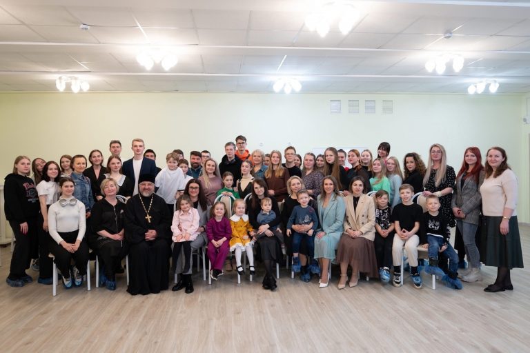 В Череповце прошла очередная встреча многодетных семей