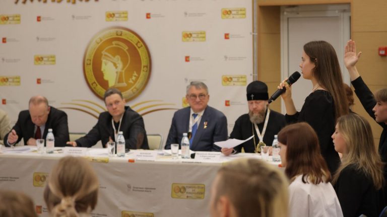 В Вологодской области прошла региональная олимпиада «Умники и умницы Вологодчины»