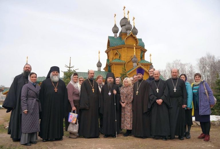 В Чагоде обсудили вопросы взаимодействия приходов епархии с госучреждениями Чагодощенского округа