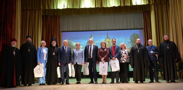 В Калужской области открылась новая фотовыставка о Спасо-Каменном монастыре