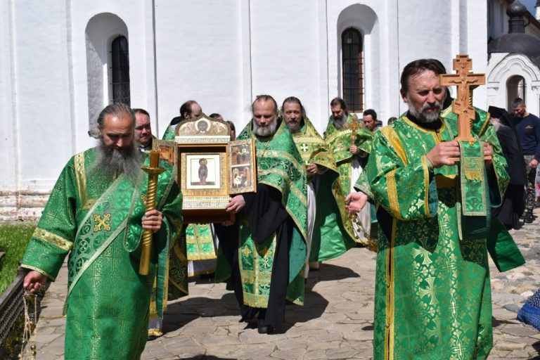 В Кирилло-Белозерском монастыре прошел престольный праздник