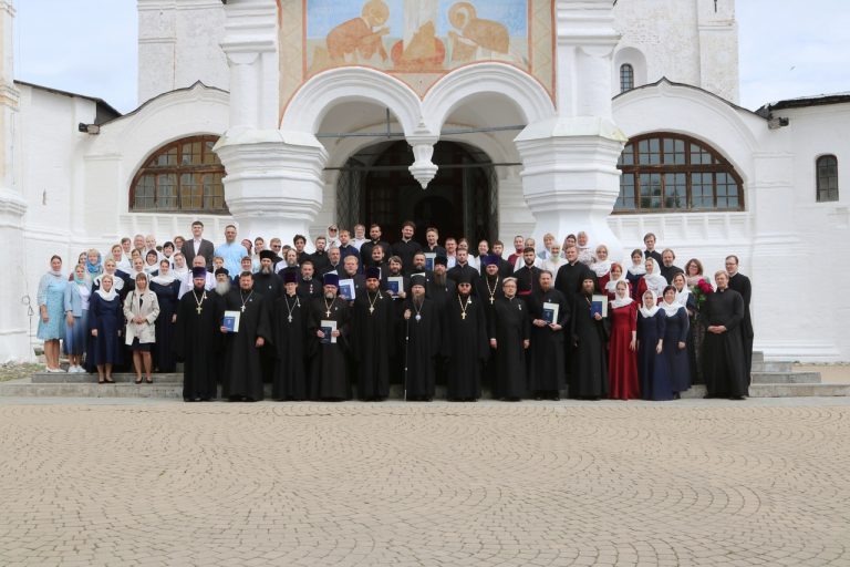 В Вологодской духовной семинарии состоялся торжественный выпускной акт