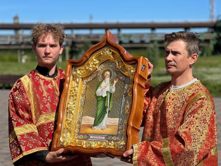 В Череповецкой епархии в канун дня памяти Воронинской иконы Божией Матери состоялся традиционный Воронинский крестный ход