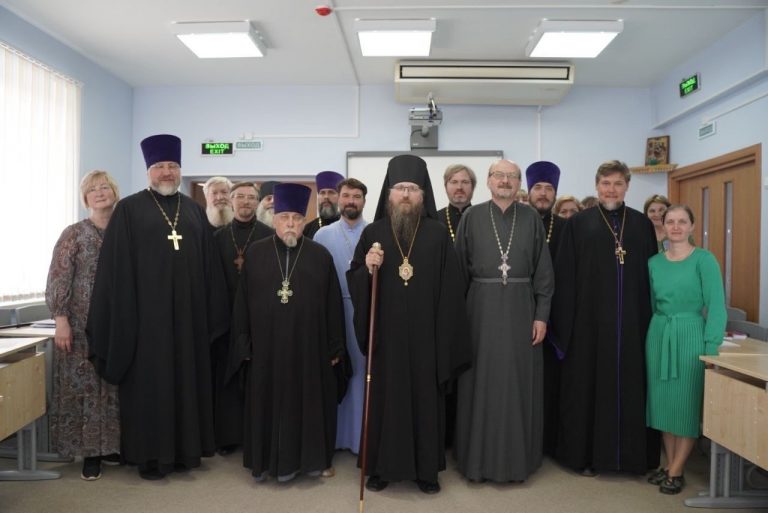 Состоялось расширенное заседание Епархиального совета Череповецкой епархии
