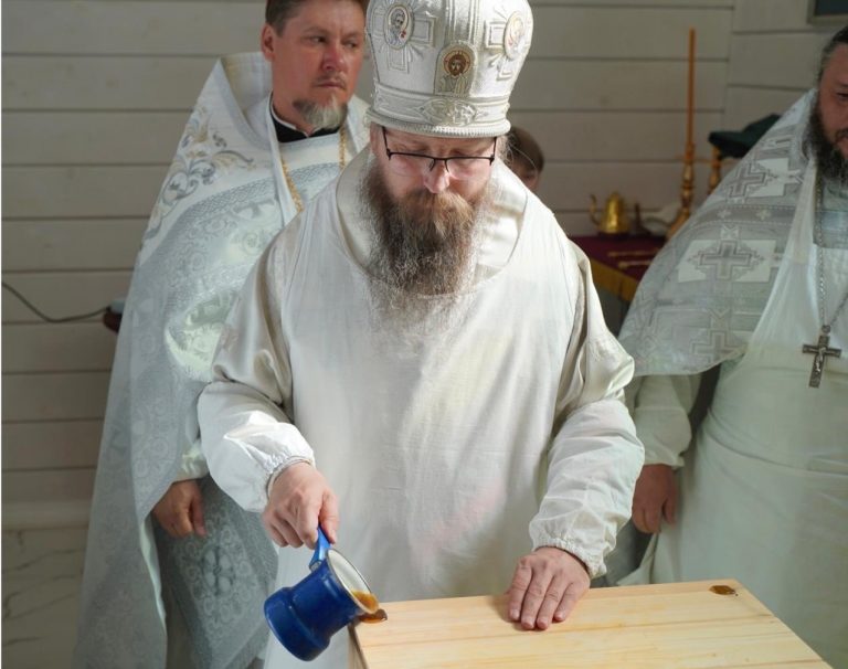 Епископ Игнатий освятил в Череповце домовый храм преподобного Паисия Святогорца