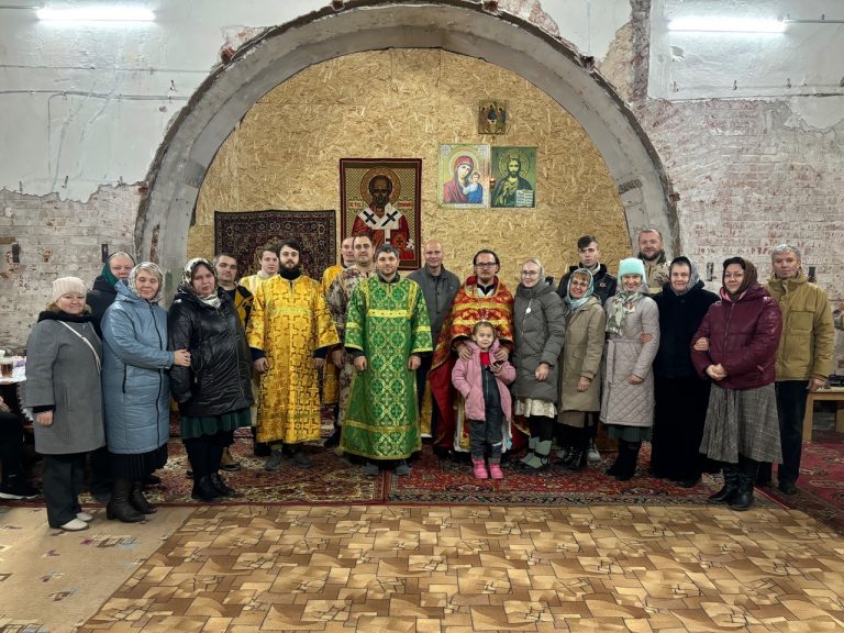 В нашем Свято-Духовом монастыре состоялась первая Литургия в новом тёплом храме