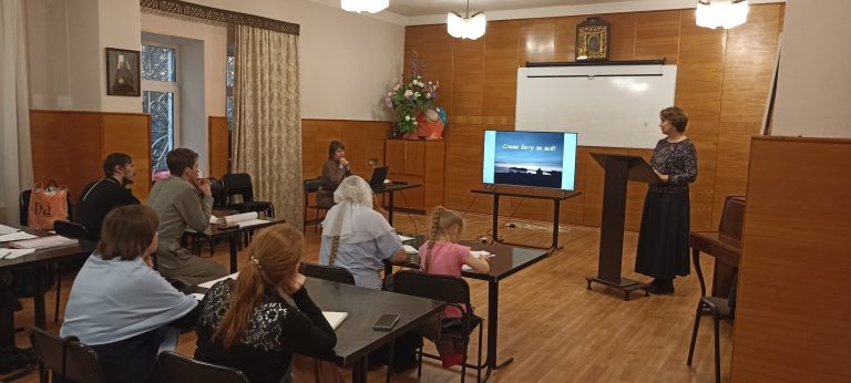 В Центре подготовки церковных специалистов Вологодской духовной семинарии прошло собрание руководителей и педагогов воскресных школ Вологодской епархии