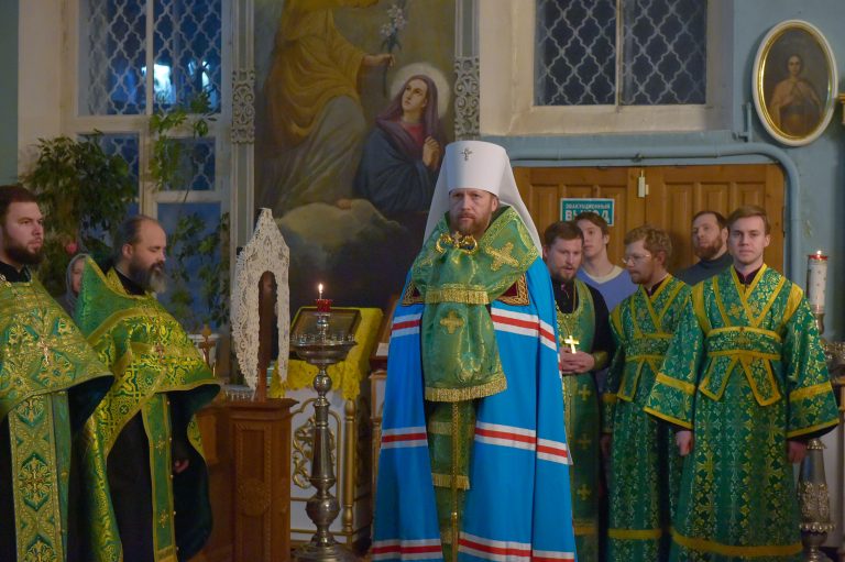 «Видяще тя избранника Божия и слышаще о святем житии твоем, блаженне  Александре…»