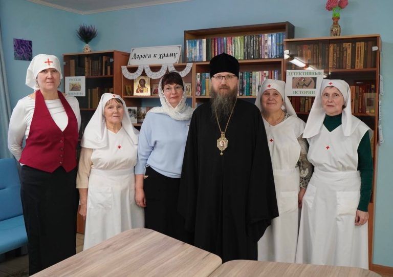 В Череповецком доме-интернате для престарелых и инвалидов почтили память блаженной Ксении Петербургской