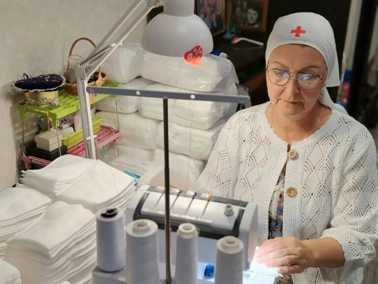 Сестры милосердия Вологодской епархии присоединились к делу оказания помощи полевым медикам — участникам СВО