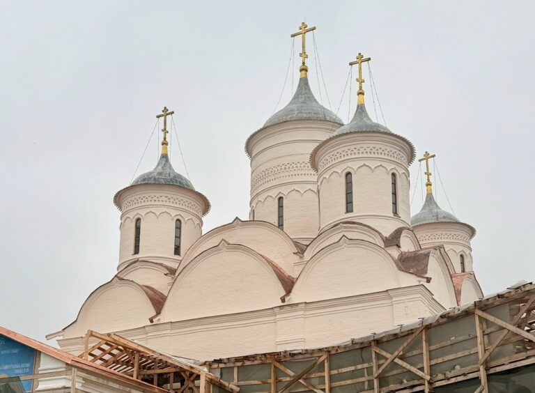 В Спасо-Прилуцком монастыре продолжается реставрация древнейшего Спасского собора
